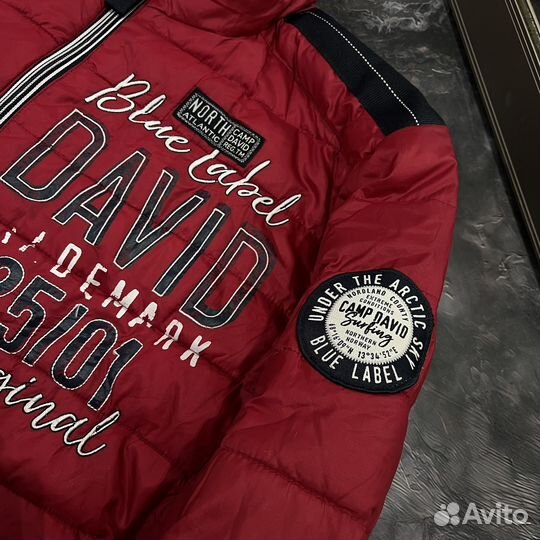 Лёгкий пуховик Camp David