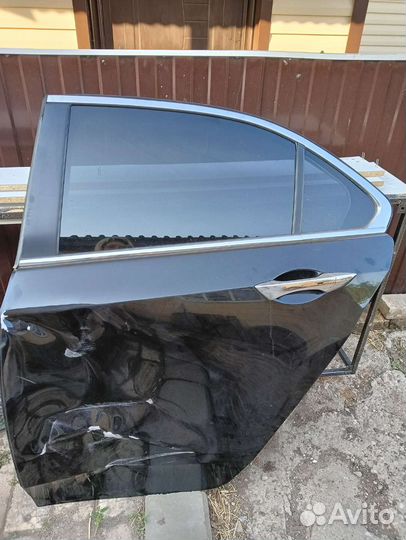Дверь honda accord 8