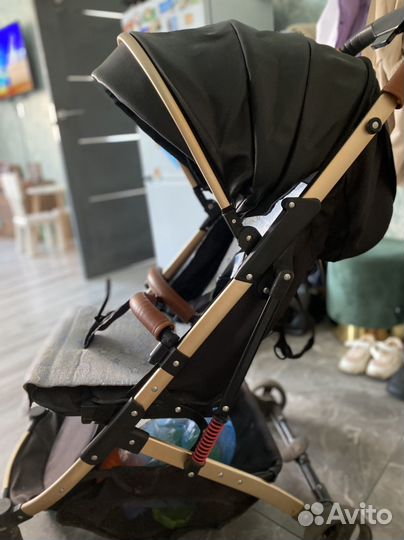 Прогулочная коляска