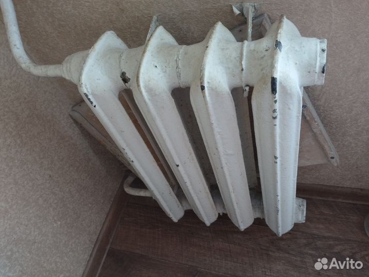 Батарея чугунная радиатор отопления