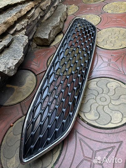 Решетка радиатора ford focus 3