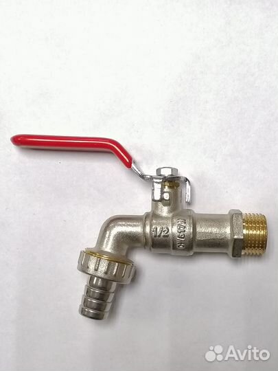 Кран угловой с патрубком для шланга, ручка-рычаг