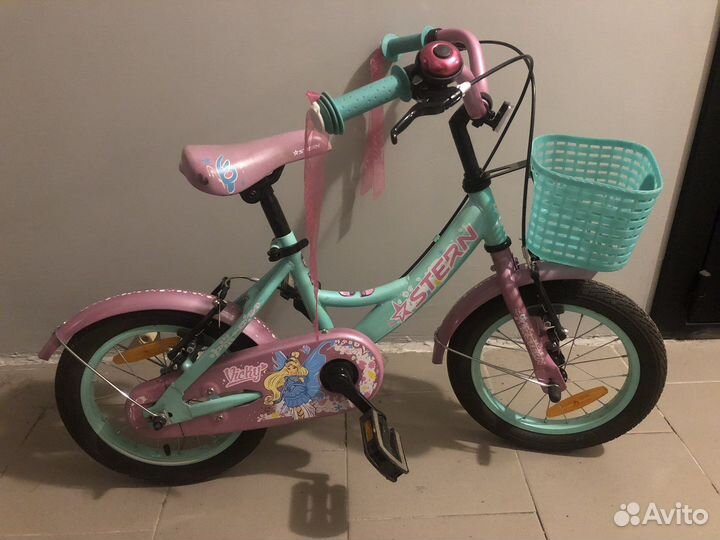 Велосипед б/у четырехколесный stern 14 для девочки