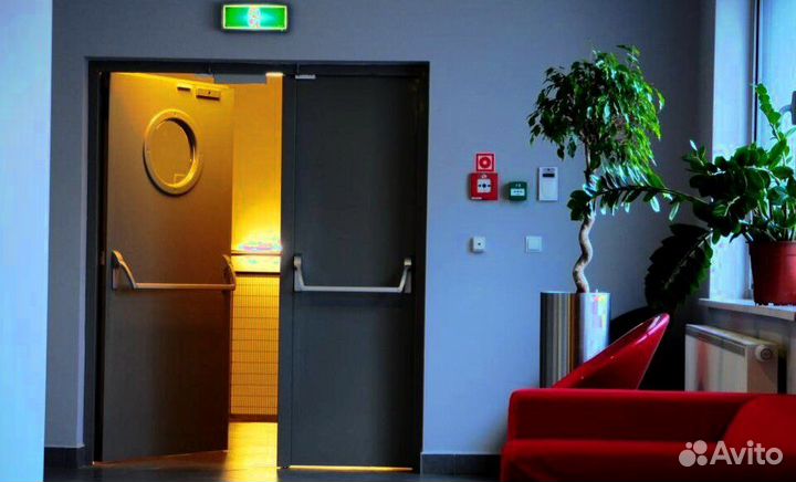 Входные противопожарные металлические двери Ei60