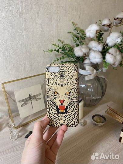 Чехол на iPhone 7