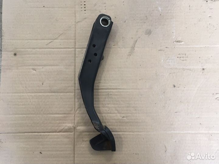 Педаль тормоза Skoda Octavia A5 (3320)