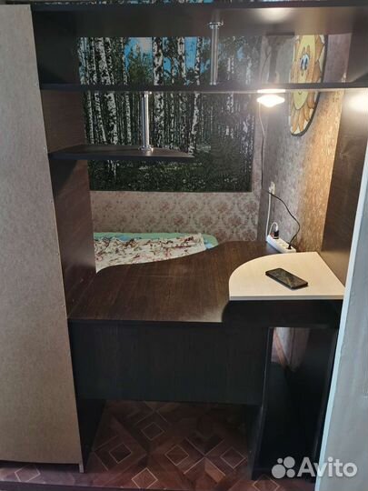 Компьютерный стол большой