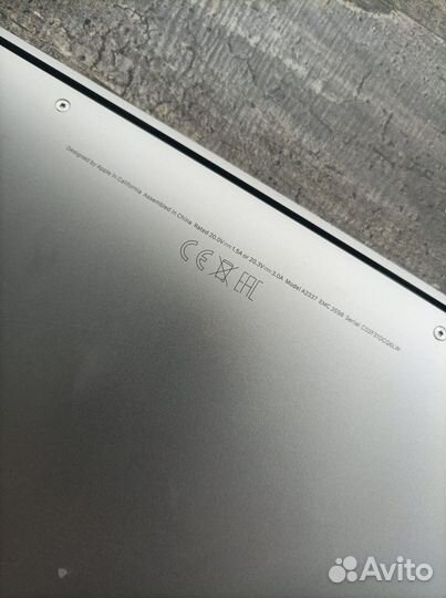 MacBook Air (M1, 2020) модель A2337