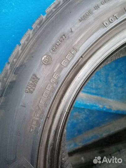 Goodyear UltraGrip 8 Performance 205/60 R16 92H