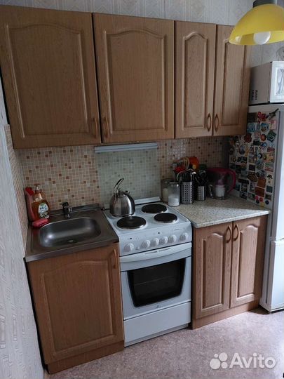 Продам кухню б/у в хорошем состоянии