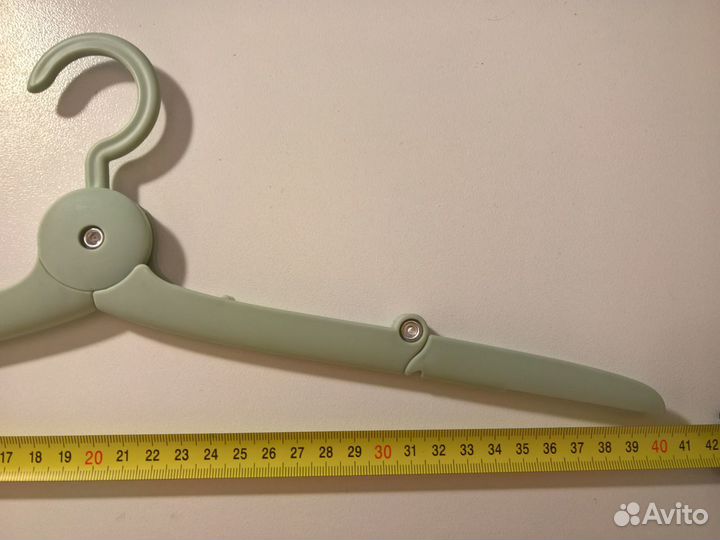 Портативная складная вешалка для одежды