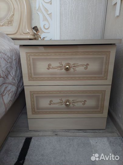 Тумба прикроватная 2 шт
