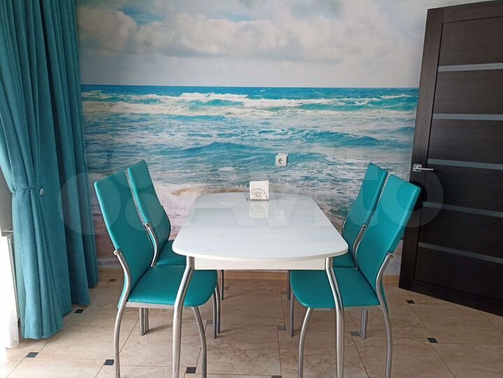 2-к. квартира, 70 м², 2/8 эт.