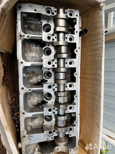 Гбц 2.5 diesel VW multivan R070103373A