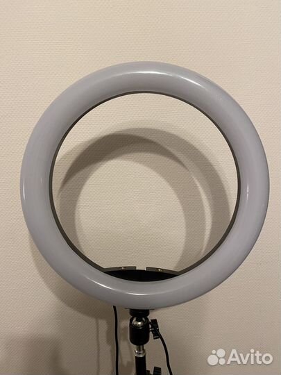 Кольцевая лампа 26 см