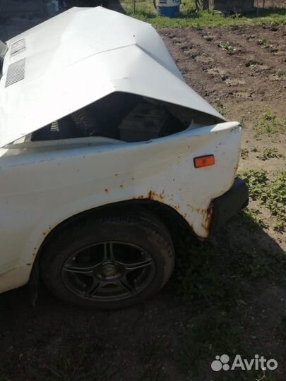 ВАЗ 2107 1.5 МТ, 2001, битый, 7 000 км