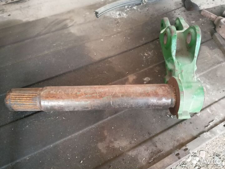 Рычаг, вал навески john deere