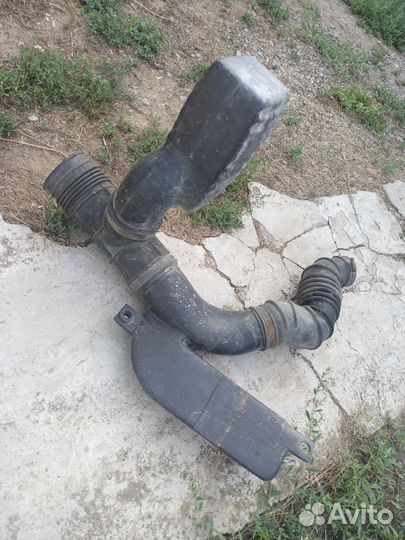 Резонатор воздушного фильтра chevrolet blazer 2.2