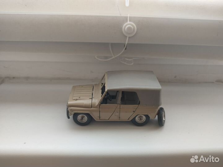 Модель автомобиля УАЗ (а34) 1. 43 СССР