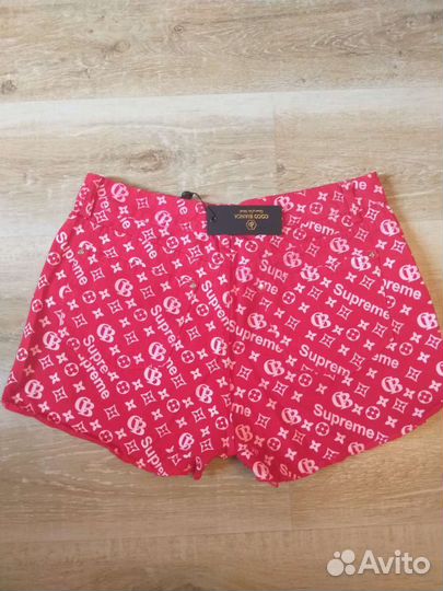 Шорты женские