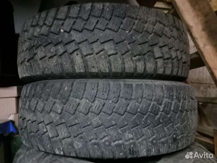 Nokian Tyres Hakkapeliitta LT 265/75 R16