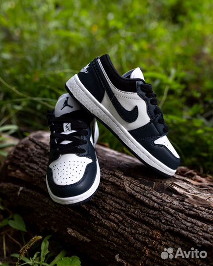 Кроссовки детские nike