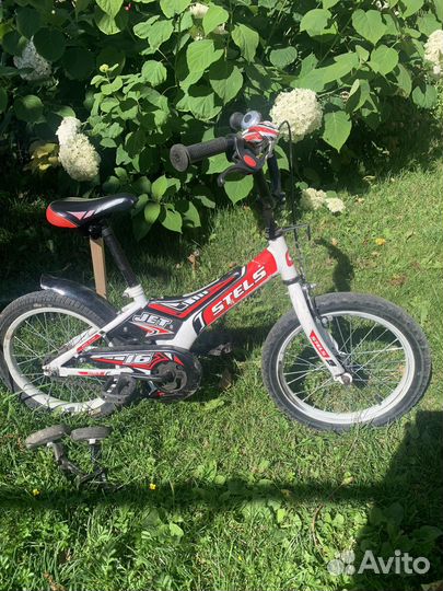 Детский велосипед на 5-7 лет