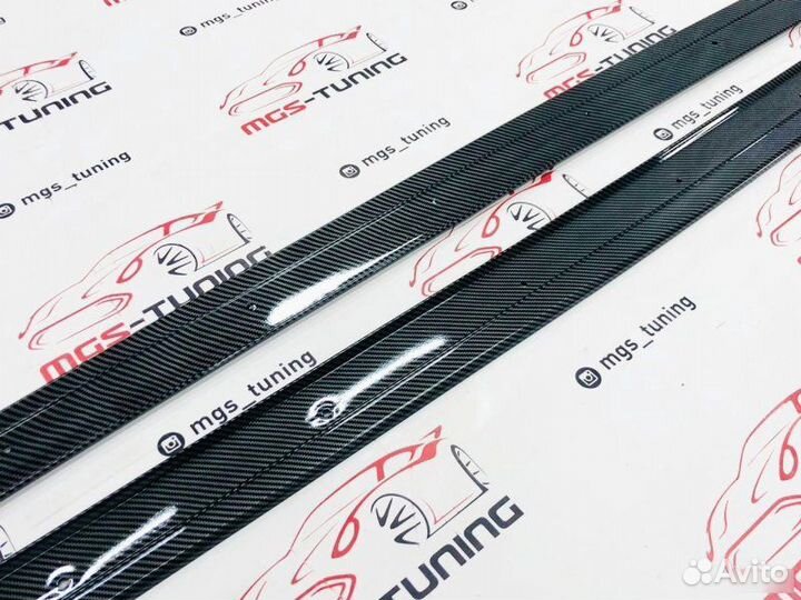 Лезвия BMW 5 series F10 M-Performance (под карбон)