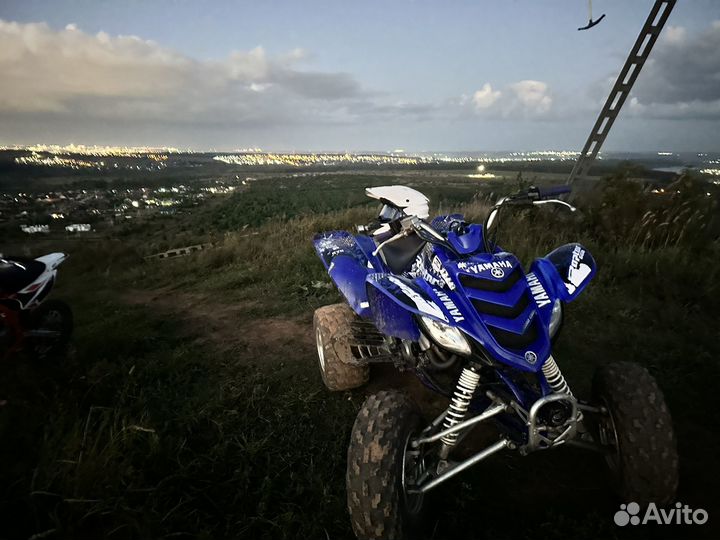 Yamaha raptor 660r