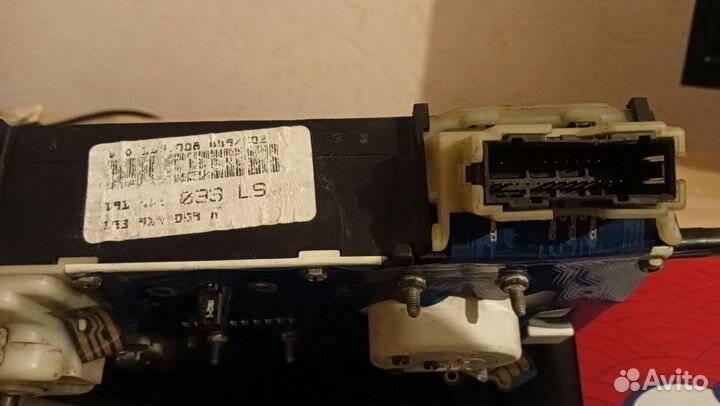 Приборная панель Volkswagen Golf 2