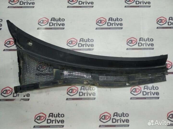 Жабо, решетка под дворники правый Mazda 3 BK 1.6