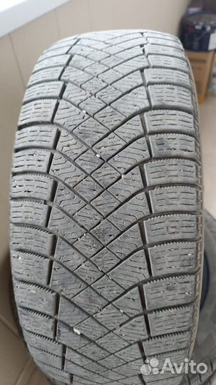 Pirelli Ice Zero FR 205/55 R16 94T