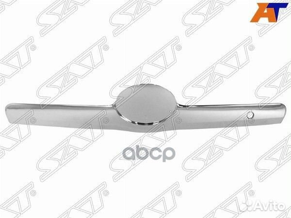 Молдинг крышки багажника Toyota Camry (XV40) 06-11