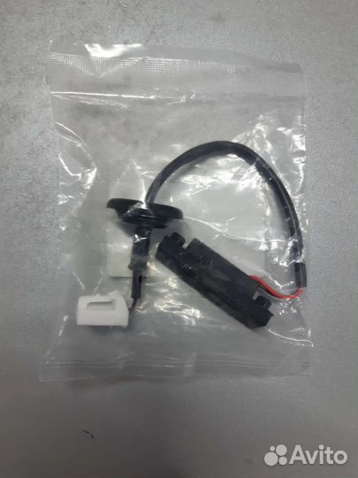 Оригинальная кнопка открытия багажника solaris