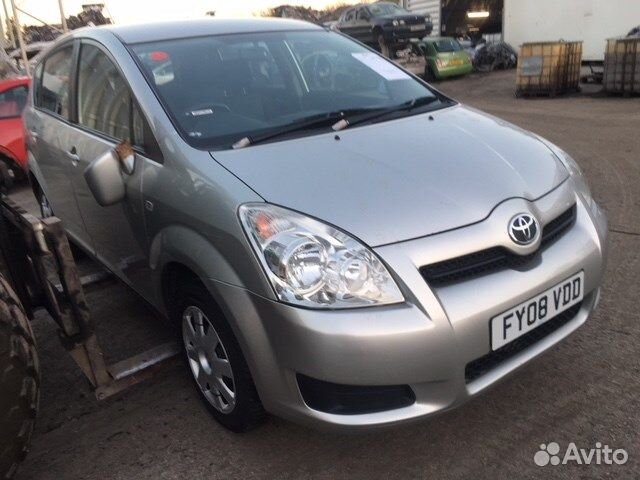 Разбор на запчасти Toyota Corolla Verso 2004-2009