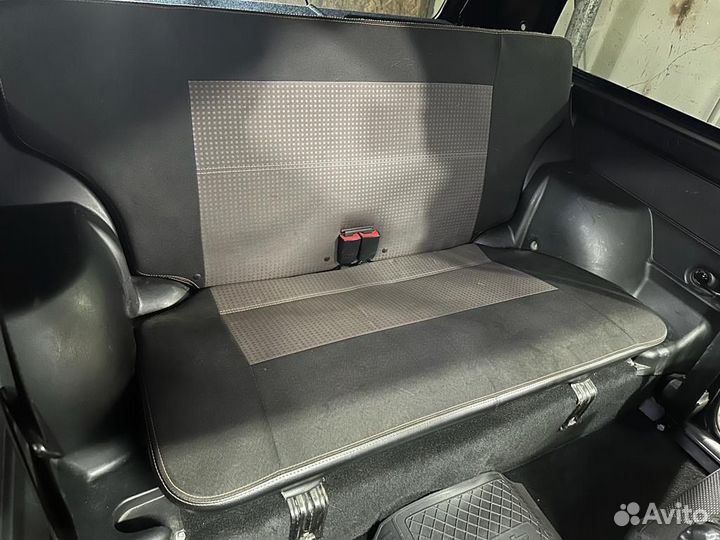 Новый задний диван (двойной ) Нива Урбан