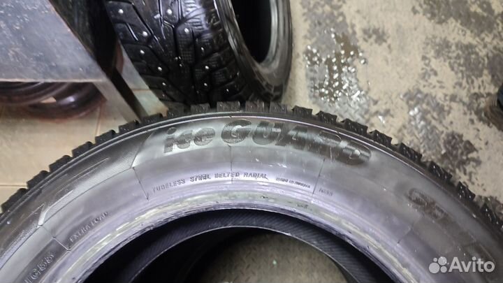 Yokohama Ice Guard IG55 215/60 R16 99T