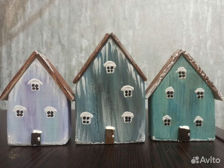 Новогодние игрушки на елку Домики из дерева