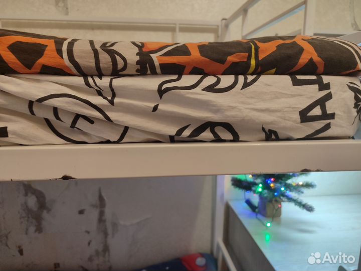 Двухъярусная кровать металлическая бу