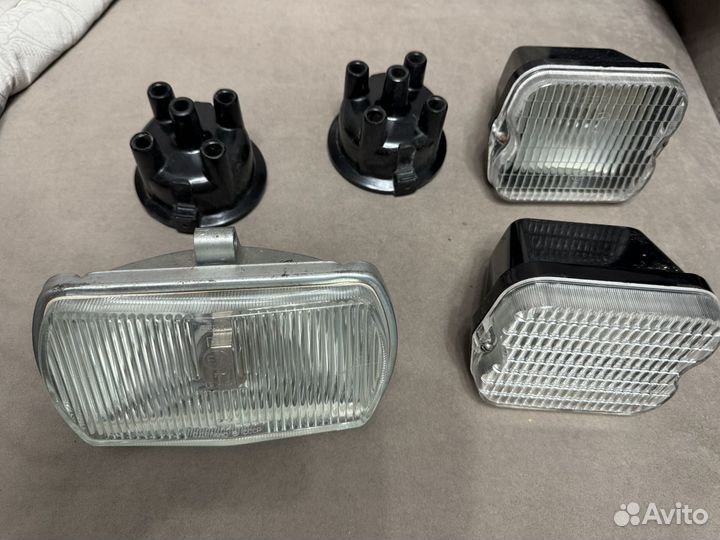 Противотуманная фара, крышка трамблера