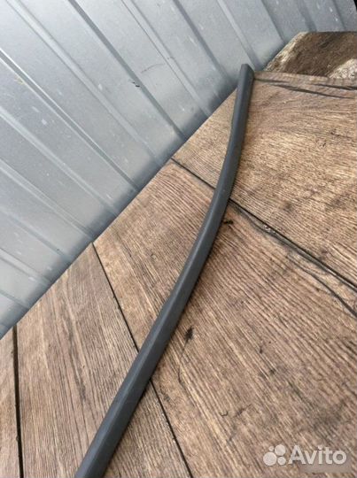 Молдинг торпедо Renault Laguna 1.6