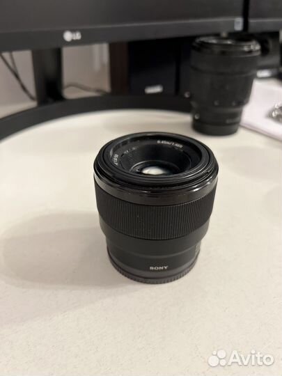 Объектив sony e-mount 50mm 1.8f
