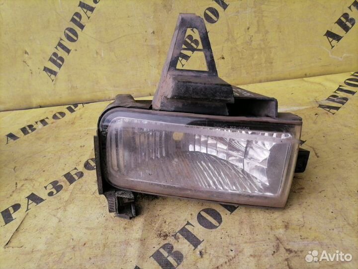 Фара противотуманная правая (птф) Toyota Land