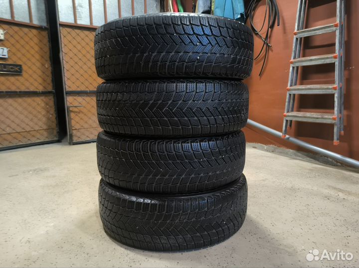 Michelin X-Ice Snow 235/60 R18 107T