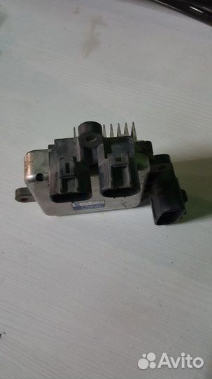 Блок управления вентилятором Toyota Camry 2 GR FE