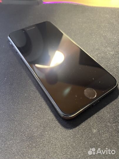 iPhone SE 64gb 2020