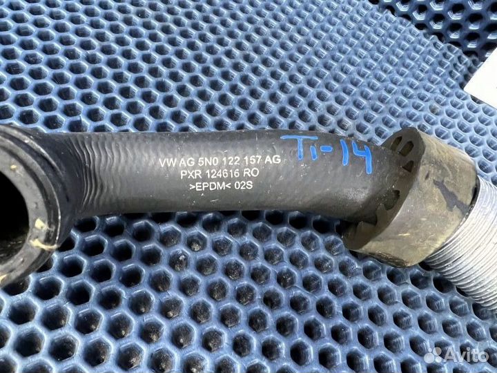 Патрубок системы охлаждения Volkswagen Tiguan NF