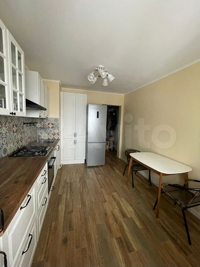 1-к. квартира, 42 м², 8/10 эт.