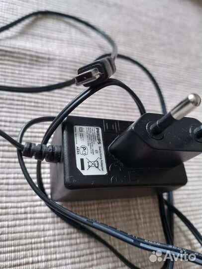 Зарядное устройство для телефона. mini USB