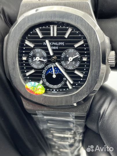 Часы Patek Philippe Nautilus 40mm